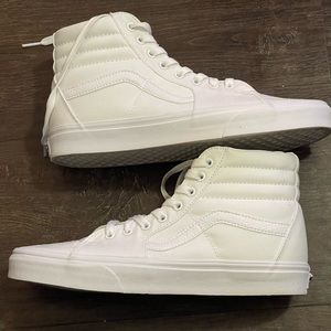 Size 9.5 - VANS Sk8-Hi True White